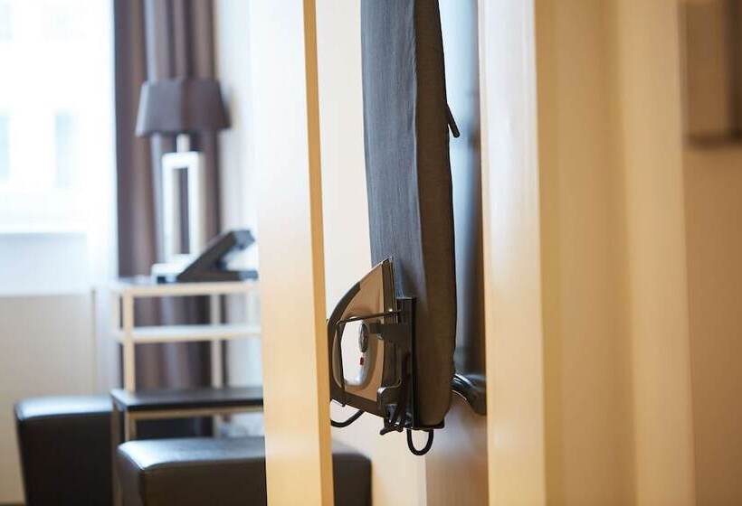 Pokój Standard Jednoosobowy, Scandic Berlin Kurfürstendamm