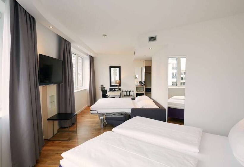 Pokój Rodzinny Superior, Scandic Berlin Kurfürstendamm