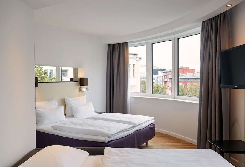 اتاق سوپریور خانوادگی, Scandic Berlin Kurfürstendamm