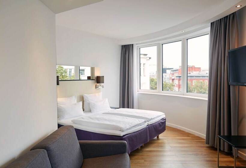 Pokój Rodzinny Superior, Scandic Berlin Kurfürstendamm