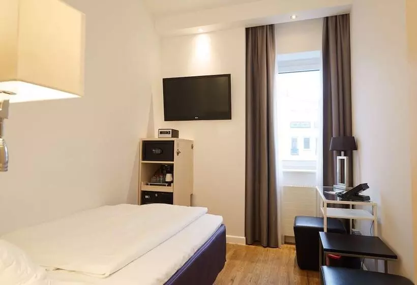 اتاق استاندارد یک نفره, Scandic Berlin Kurfürstendamm