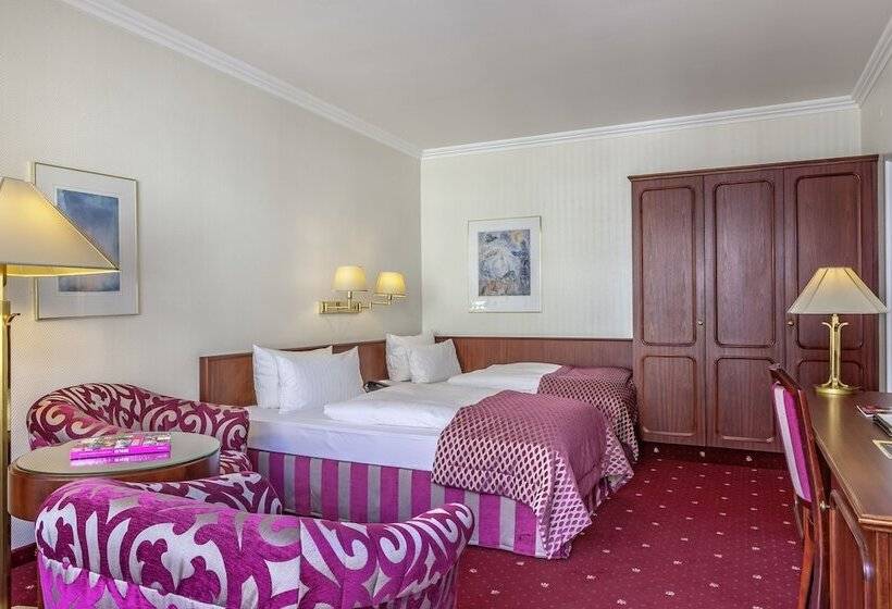 اتاق استاندارد با بالکن, Bernstein Hotel Villa Kastania