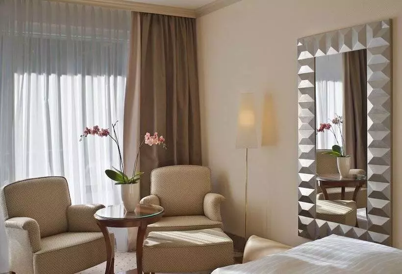 اتاق لوکس با بالکن, Bernstein Hotel Villa Kastania