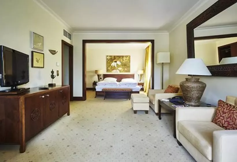 سوئیت با بالکن, Bernstein Hotel Villa Kastania
