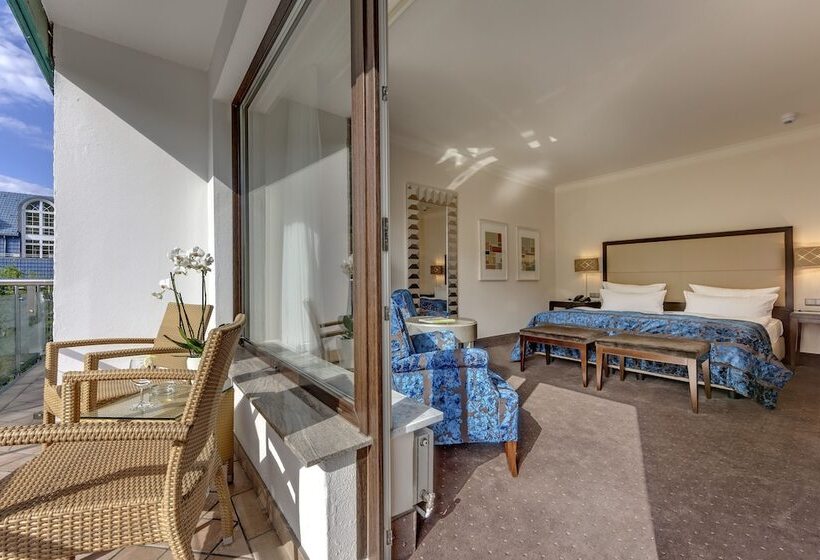 اتاق لوکس با بالکن, Bernstein Hotel Villa Kastania