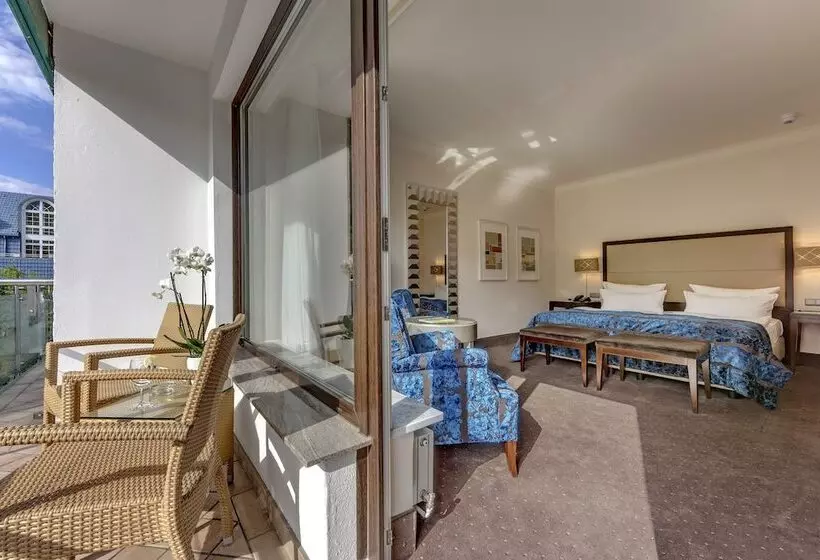 اتاق لوکس با بالکن, Bernstein Hotel Villa Kastania
