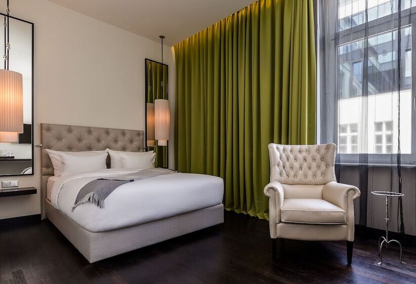 Superior-Zimmer, Zoo Berlin