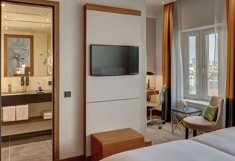 标准间带双人床, Reichshof Hotel Hamburg