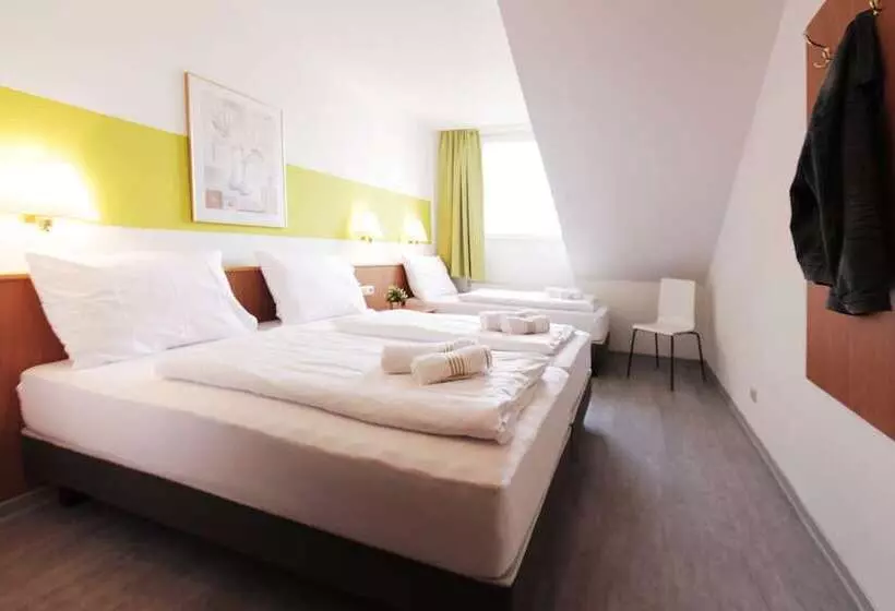 スタンダードトリプルルーム, Bp24 Hotel Aachen