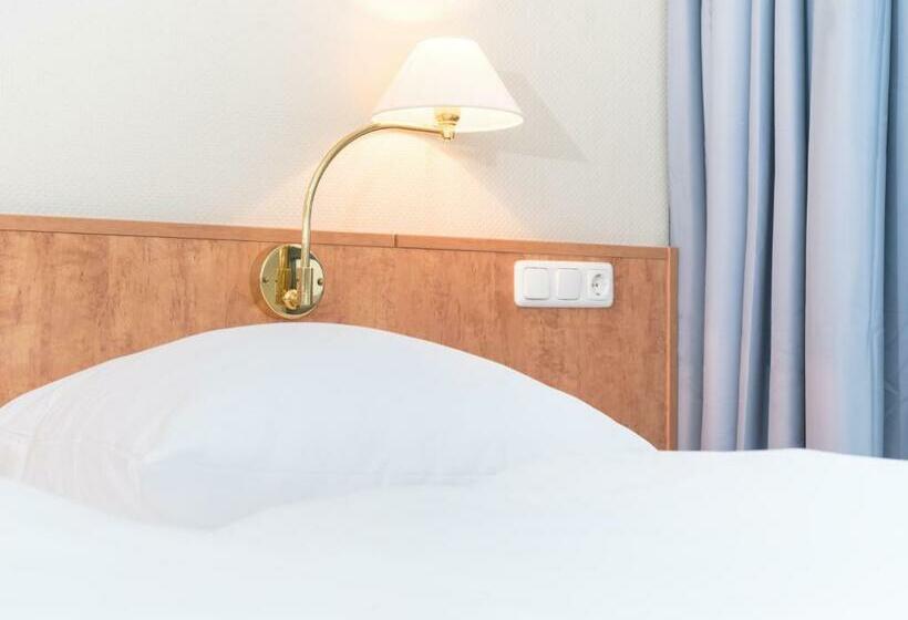 غرفة قياسية فردية, Astor Kiel By Campanile