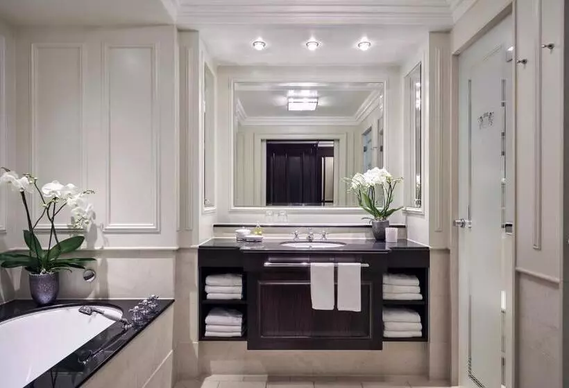 اتاق سوپریور, Breidenbacher Hof, Best Grandhotel 2024   Die 101 Besten