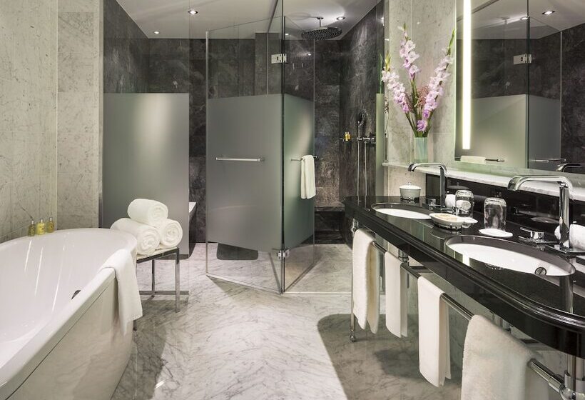 豪华房间, Breidenbacher Hof, Best Grandhotel 2024   Die 101 Besten