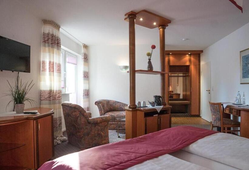 Полулюкс, Chalet