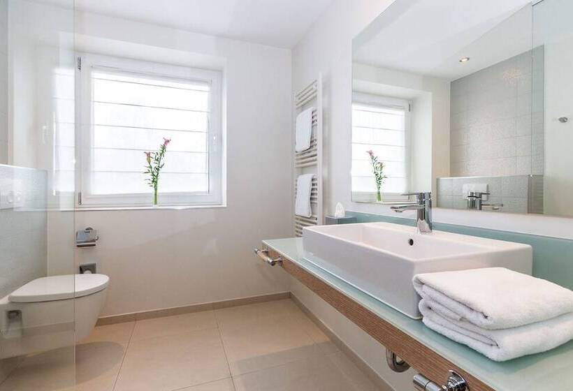 标准间, Der Seehof