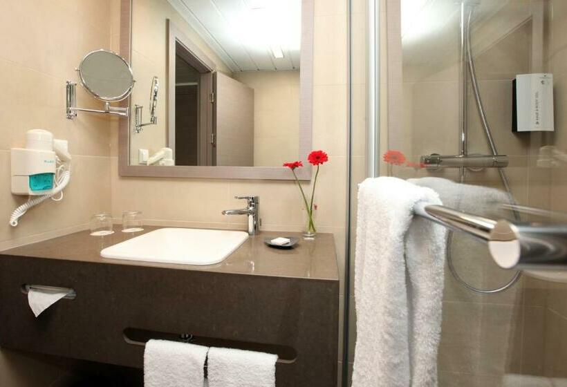 Номер Стандарт, Golden Tulip Kassel Hotel Reiss