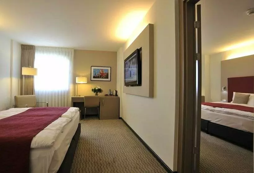ダブルベッドスタンダードルーム, Golden Tulip Kassel Hotel Reiss