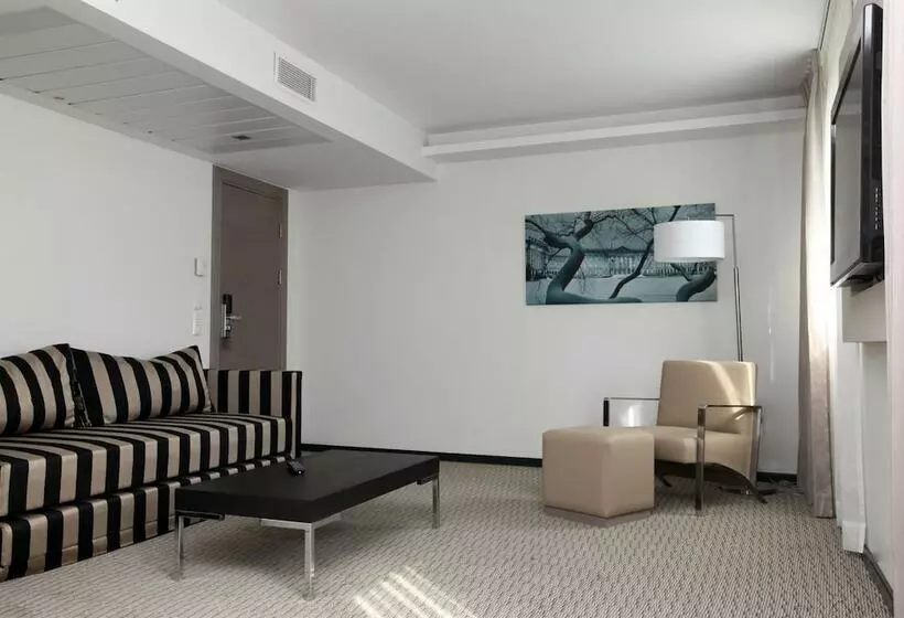 سوییت, Golden Tulip Kassel Hotel Reiss