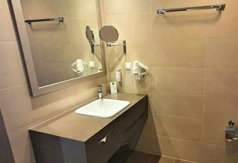 سوییت, Golden Tulip Kassel Hotel Reiss