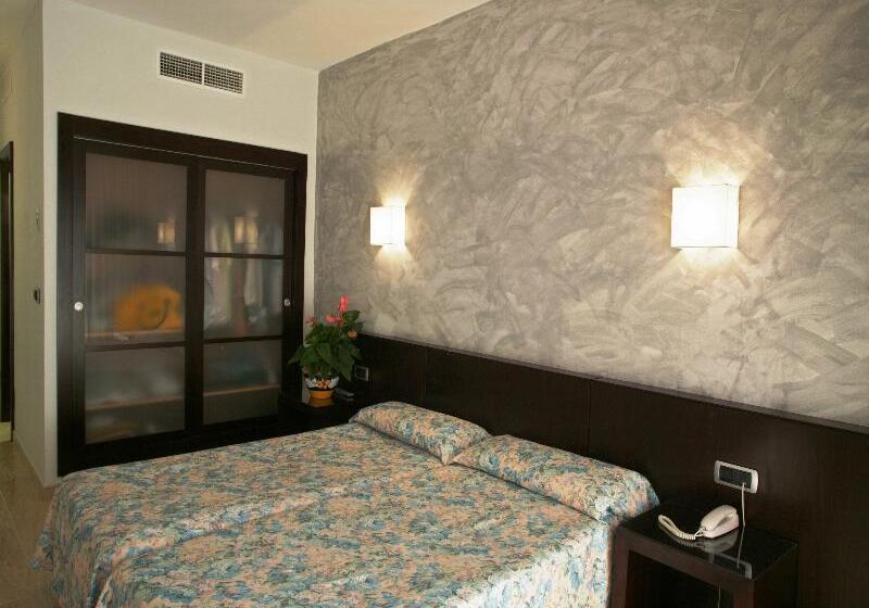 Номер Стандарт, Golden Tulip Kassel Hotel Reiss