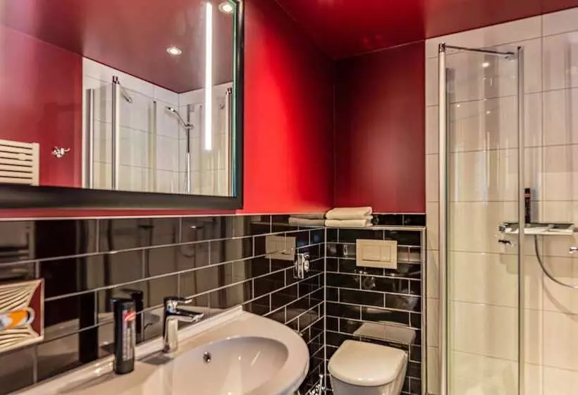 Standard Yhden Hengen Huone, Haverkamp