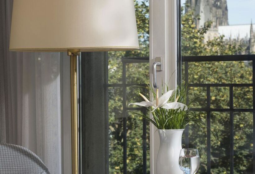 Номер Superior Одноместный, Maritim Hotel Köln