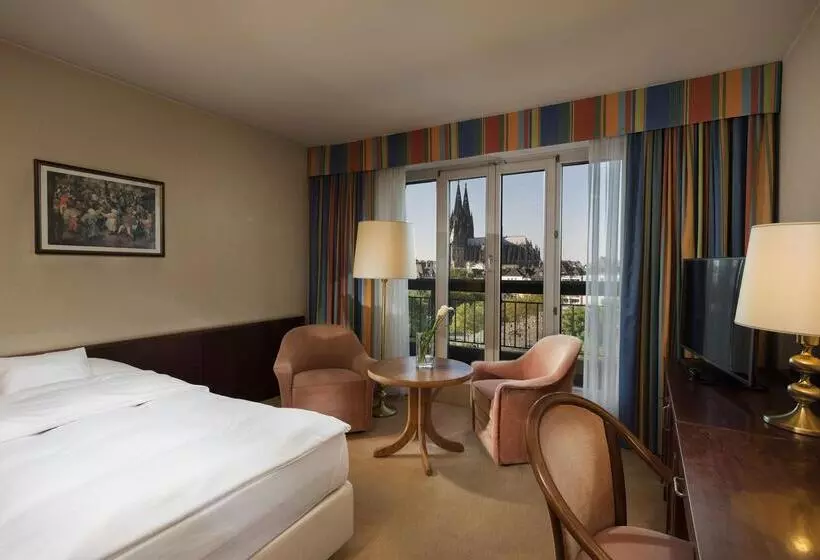 スーペリアシングルルーム, Maritim Hotel Köln