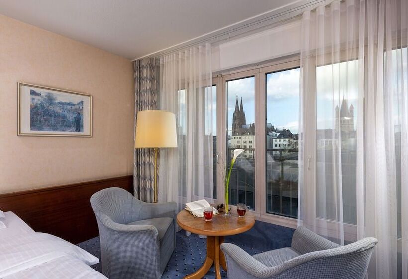 غرفة كلاسيكية, Maritim Hotel Köln