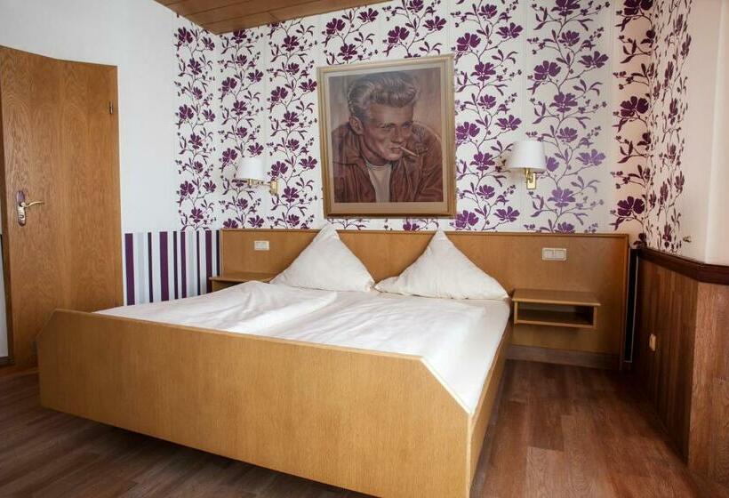 标准单人间, Nassauer Hof