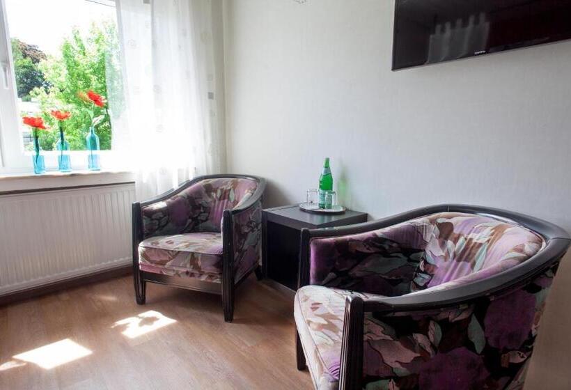 标准间, Nassauer Hof