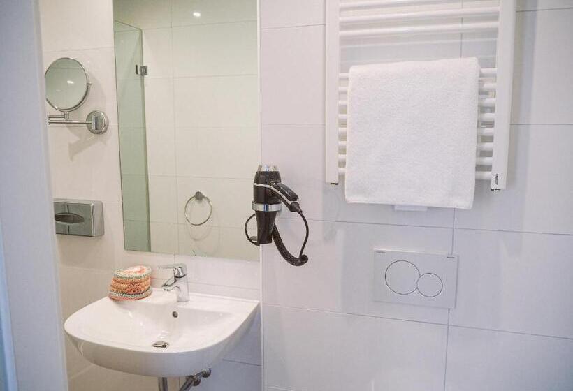 스탠다드 룸, Tante Alma S Mülheimer