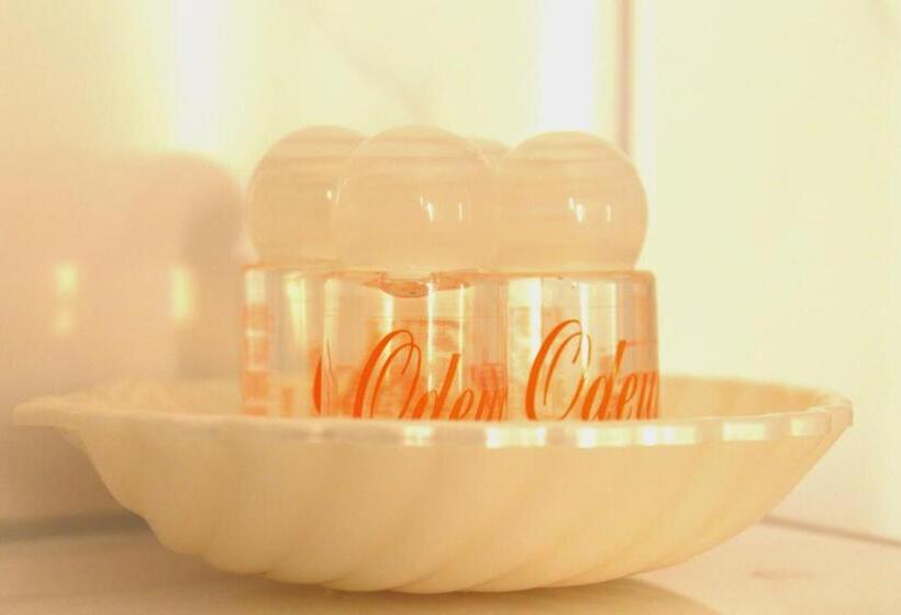 컴포트 싱글 룸, Ostmeier