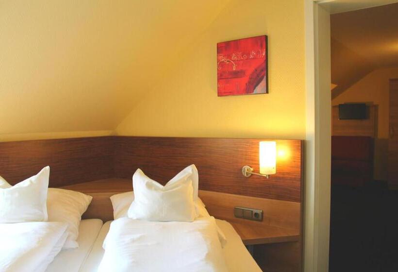 스탠다드 룸, Ostmeier