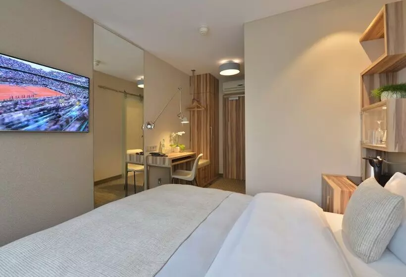 Standard Yhden Hengen Huone, Parkhotel Oberhausen
