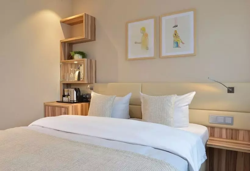 Standard Yhden Hengen Huone, Parkhotel Oberhausen