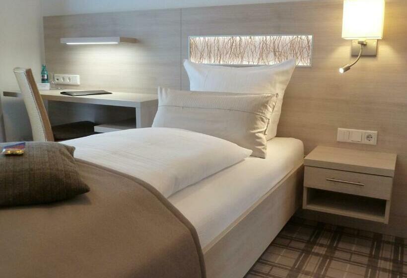 غرفة كومفورت فردية, Restaurant Goldenstedt