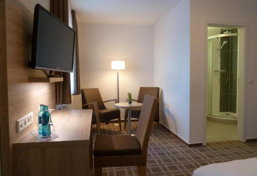 غرفة بريميوم, Restaurant Goldenstedt