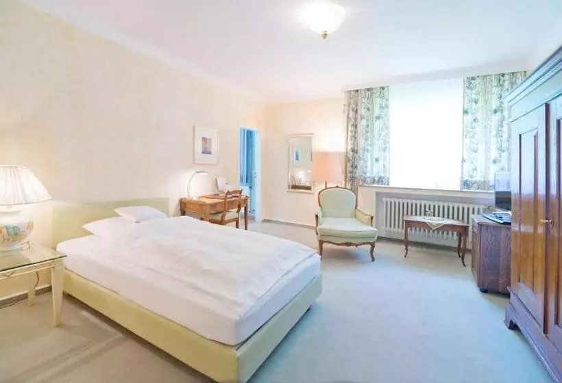 スーペリアシングルルーム, Romantik Waldhotel Mangold
