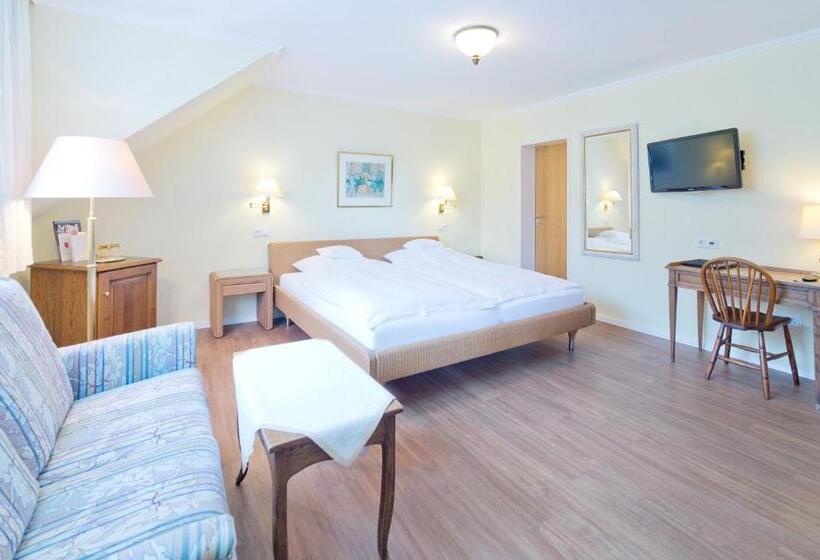 Классический Номер, Romantik Waldhotel Mangold