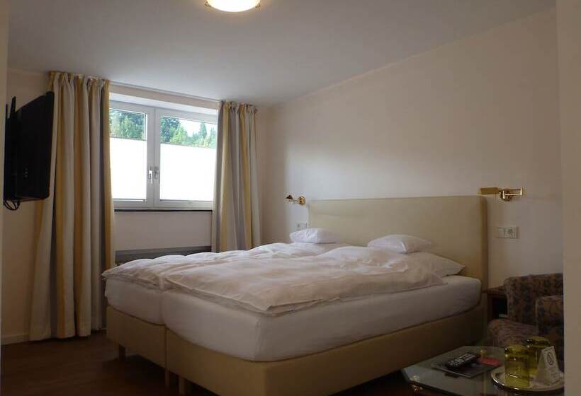 クラシックルーム, Romantik Waldhotel Mangold