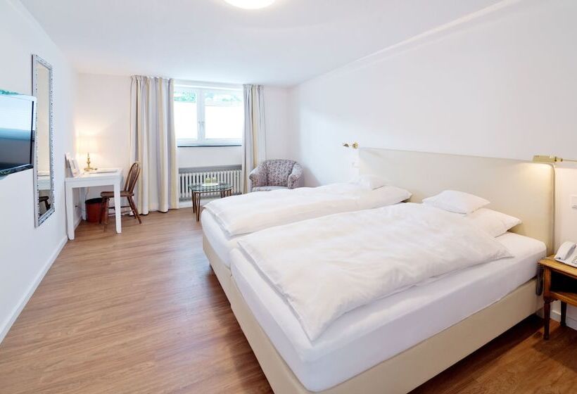 クラシックルーム, Romantik Waldhotel Mangold