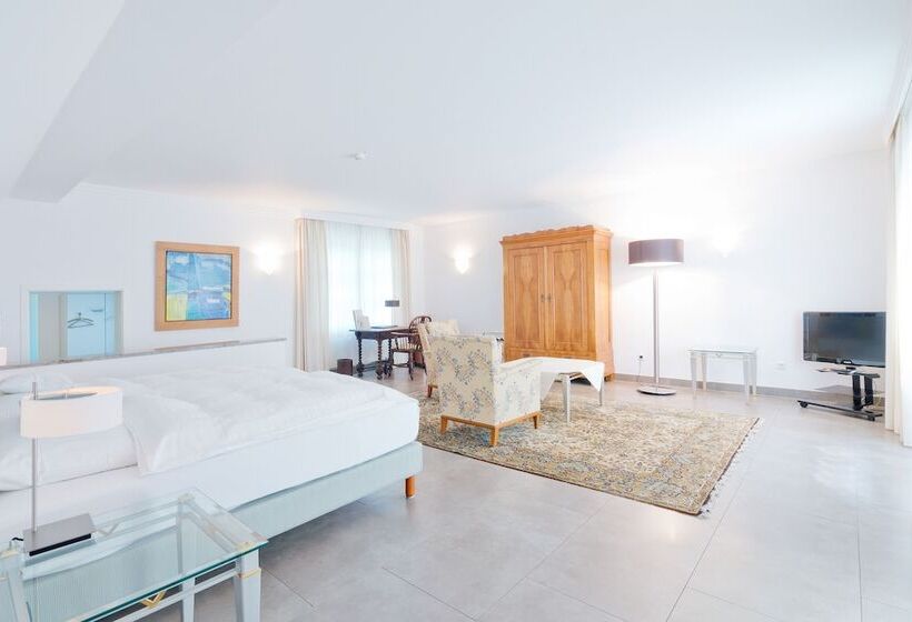 デラックスルーム, Romantik Waldhotel Mangold