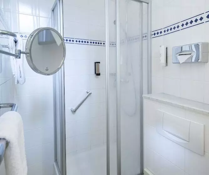 اتاق اکونومی یک تخته, Achat Sternhotel Bonn