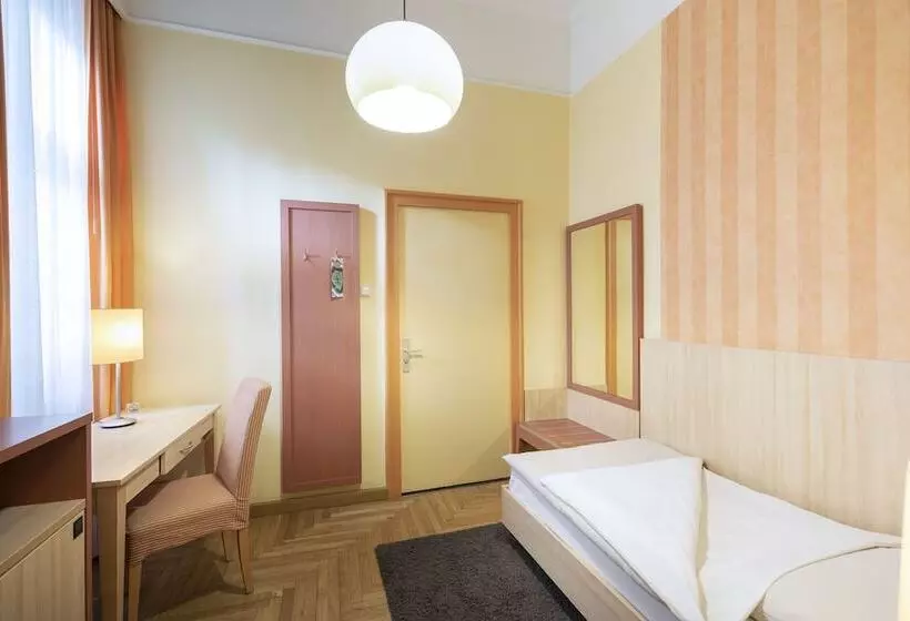 اتاق اکونومی یک تخته, Achat Sternhotel Bonn