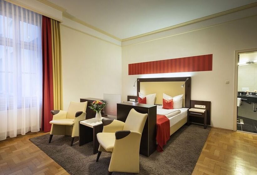 جناح جونيور, Achat Sternhotel Bonn