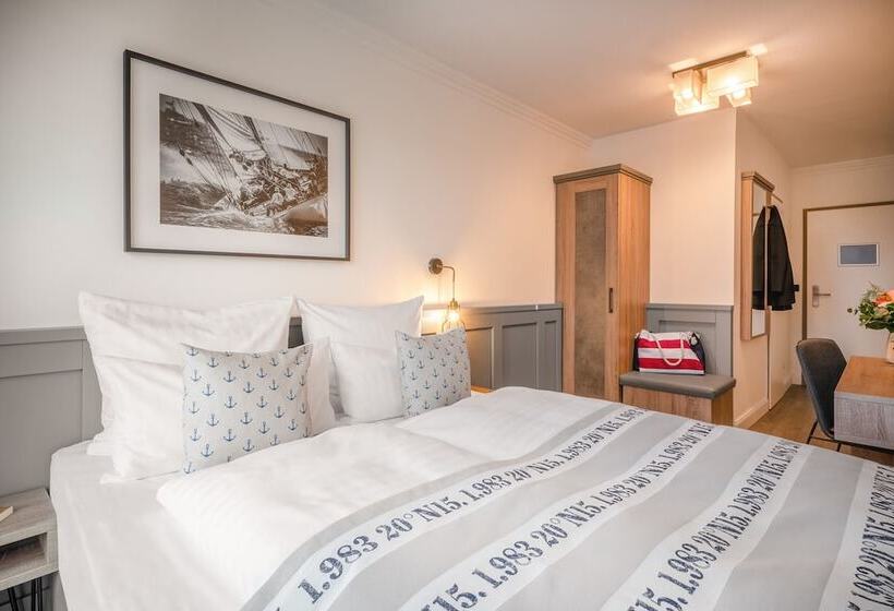 标准间, Yachtclub