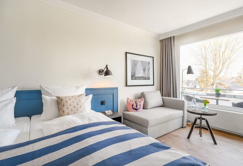 标准间, Yachtclub