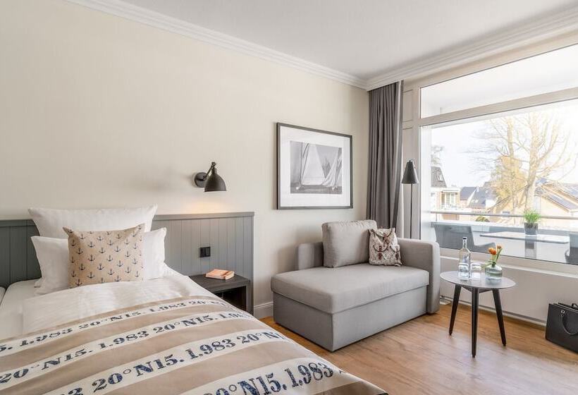 标准间, Yachtclub