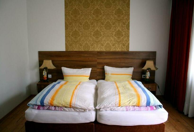 اتاق استاندارد, Zur Heidquelle