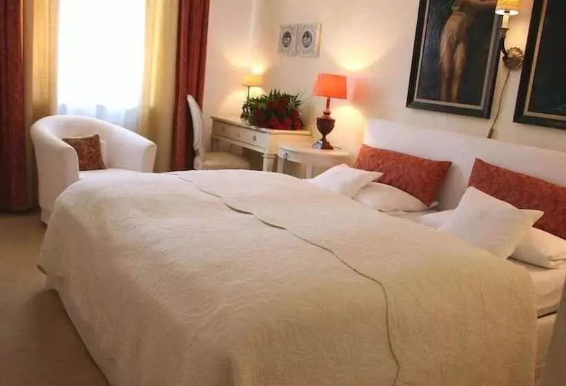 コンフォートルーム, Landhotel Kern