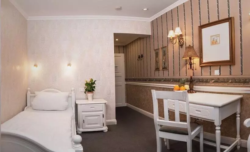 Standard Yhden Hengen Huone, Landhotel Kern